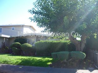 15 Alma Ct, Petaluma, CA 94952