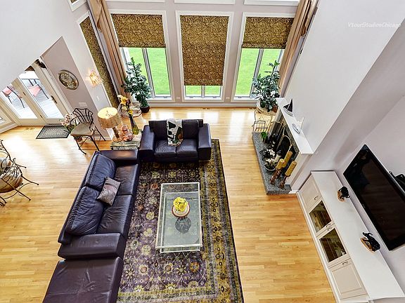 Family Room (Top View)