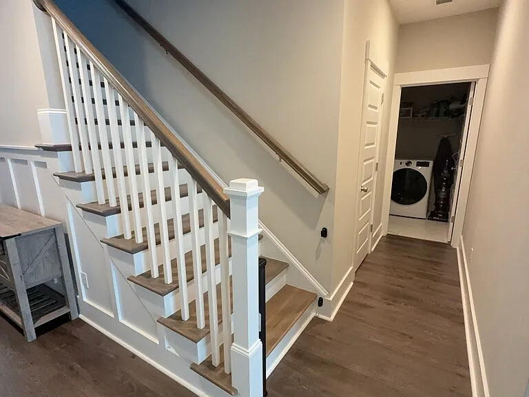 393 Oak Park St — Photo 18