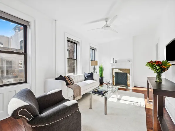 210 W 21st St APT 6RE, Manhattan, NY 10011