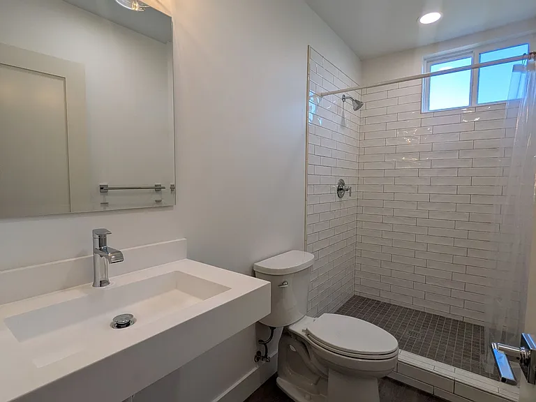 328 S Halcyon Rd — Photo 13