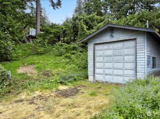 738 Sprague St, Edmonds, WA 98020