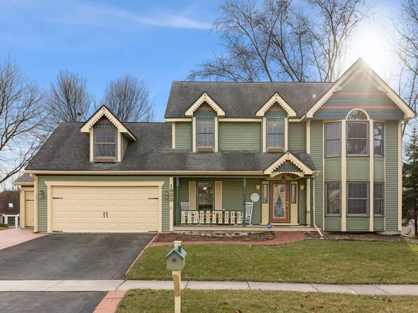 1933 Montclair Dr, Naperville, IL 60565