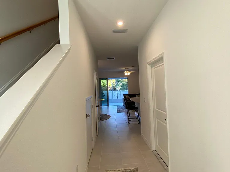6425 Fairmont Ln — Photo 6