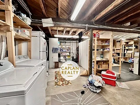 88 Curtis Dr — Photo 19