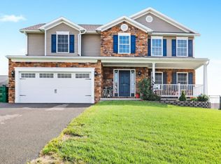 1444 Millennium Dr, Chambersburg, PA 17202