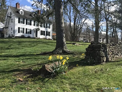 185 Main St #E Photo 1