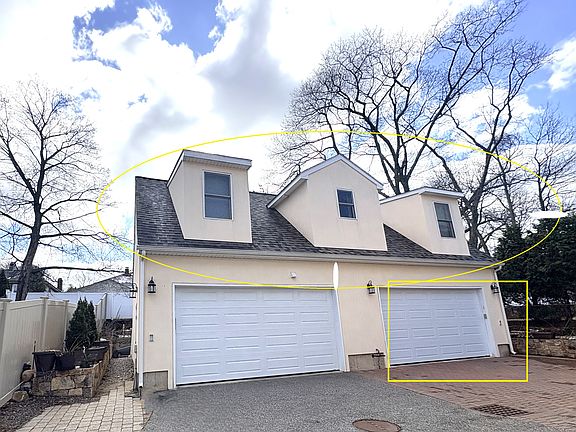 2nd image of 32 Salisbury Rd #32