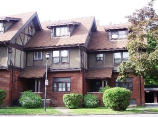 4 Canterbury Rd, Rochester, NY 14607