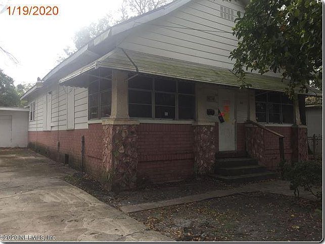 1st image of 924 W 28th St