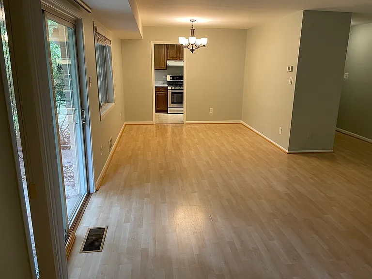 10600 Montrose Ave #102 — Photo 6