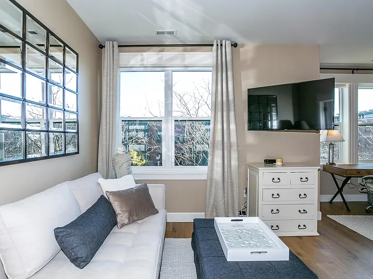1455 NE Orenco Station Pkwy — Photo 31