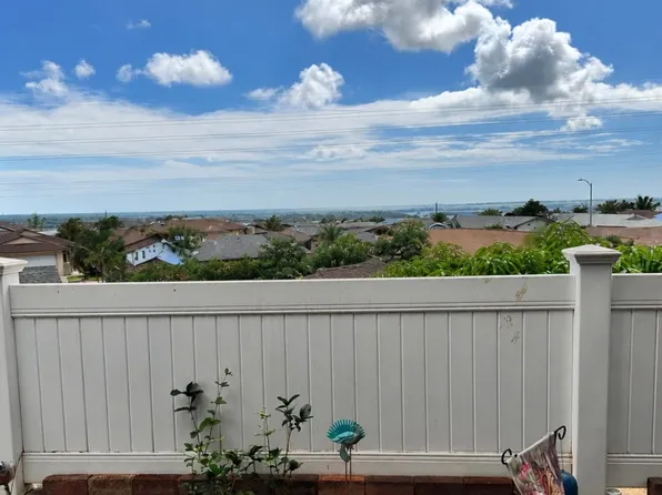 94-461 Hamau St, Waipahu, HI 96797