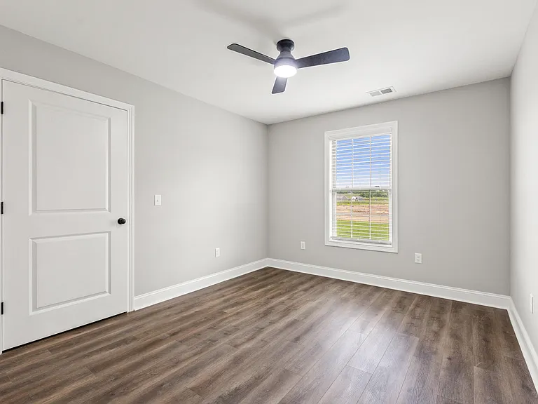 5009 Melana Way — Photo 13