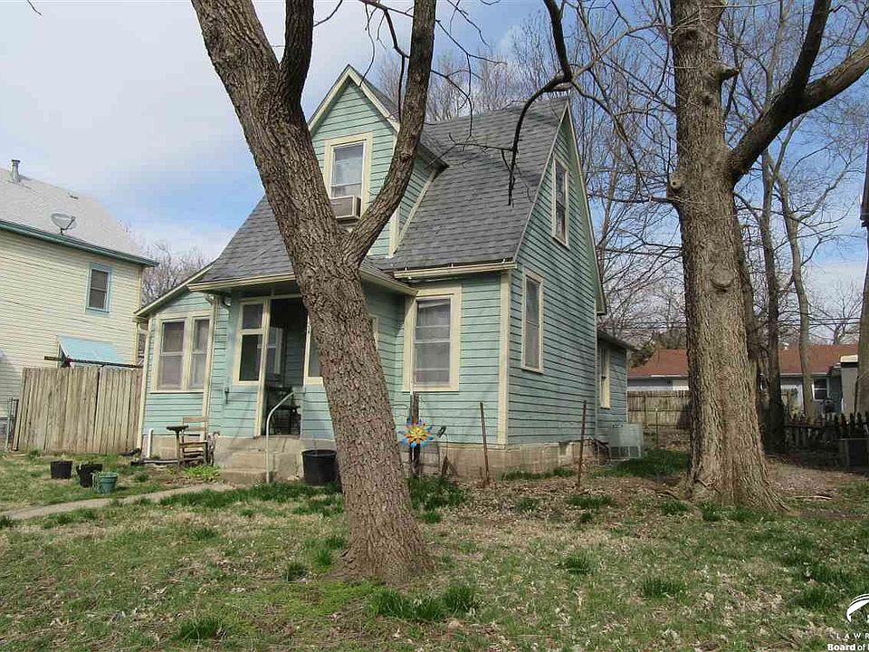 2nd image of 1034 New Jersey St