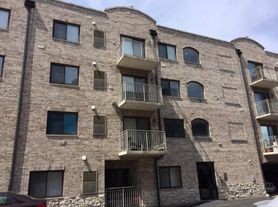 7326 40th St, Lyons, IL