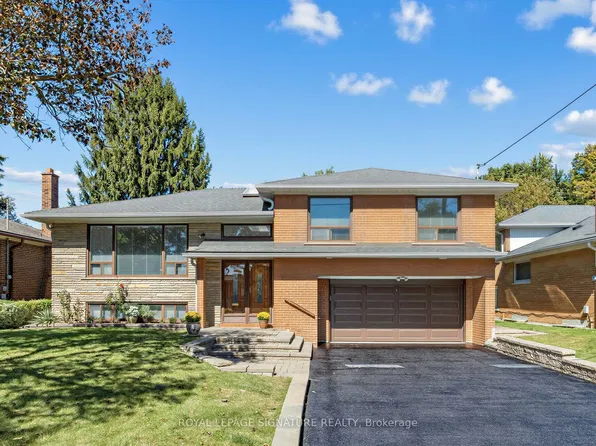 39 Buxton Rd, Toronto, ON M3M 1Y6