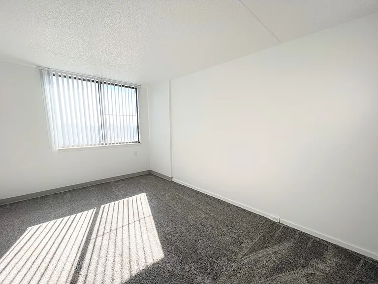 Cedar Place Apartments — Photo 2