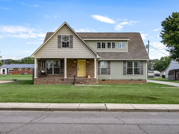 602 7th St, Lawrenceburg, TN 38464