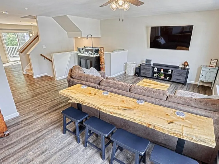 15 Woods Dr — Photo 4