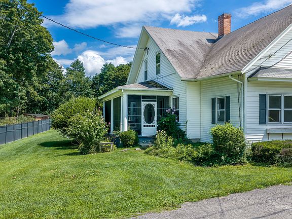 2nd image of 140 E Main St #1