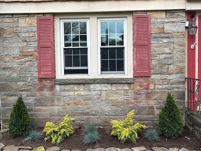 67 Forest Dr — Photo 2