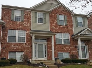 1137 Reserve Dr, Elgin, IL 60124