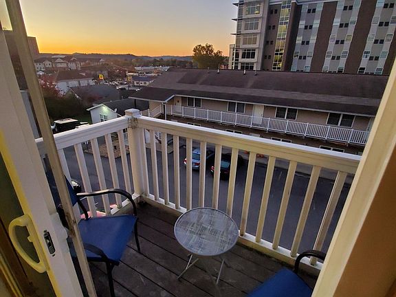 5th image of 425 Inglewood Blvd APT 21