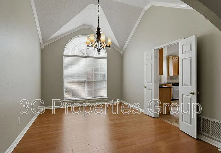 2109 Gisbourne Dr — Photo 24