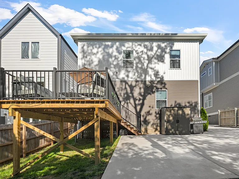 2409B Branch St — Photo 45