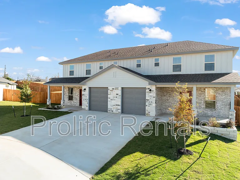 106 Levi Ct #1 — Photo 2