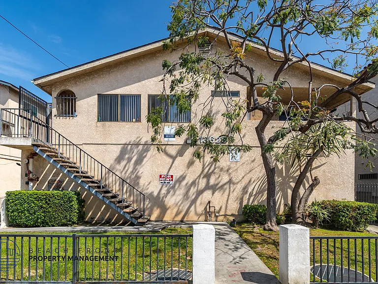 13628 Kornblum Ave. — Photo 7