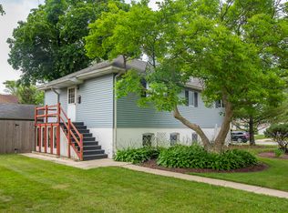 4560 Gilbert Ave, Western Springs, IL 60558