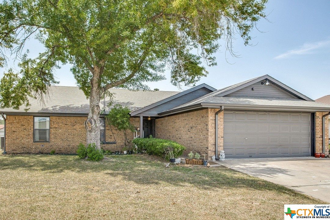 907 S Medina St, Lockhart, TX 78644 MLS 505170 Zillow