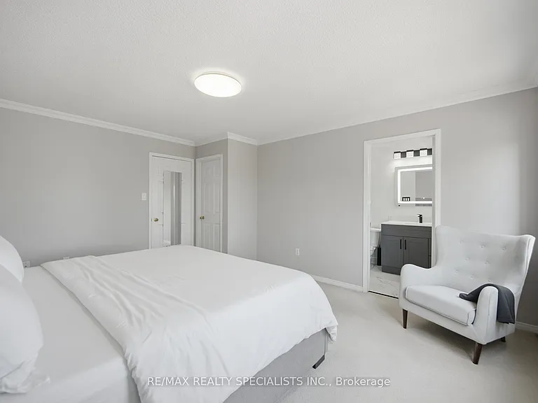 5230 Glen Erin Dr #119 — Photo 28