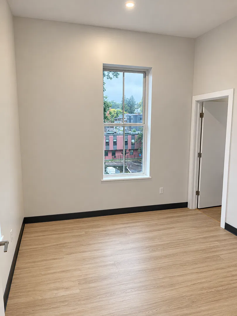 184 Church Street — Photo 3