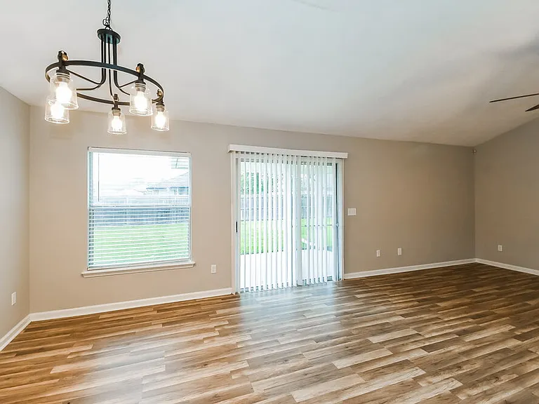 45098 Amhurst Oaks Dr — Photo 6