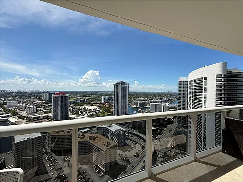1850 S Ocean Dr Photo 1