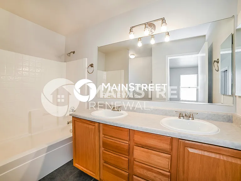 WM - Primary Bathroom