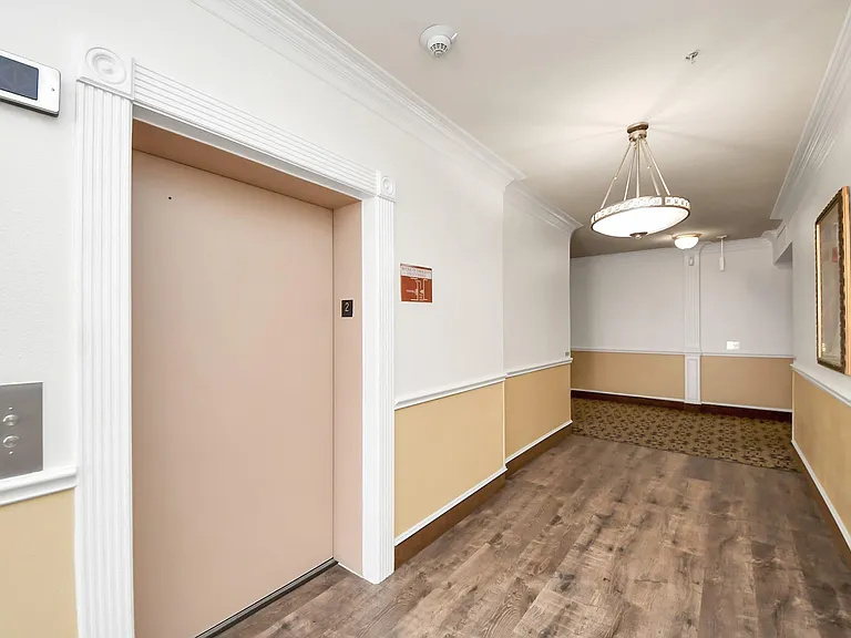 2111 Welch St #A211 — Photo 29
