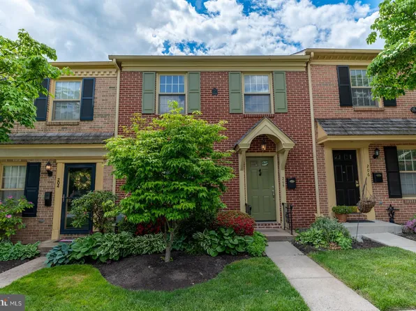 205 Roboda Blvd, Royersford, PA 19468