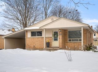 60 Kenwood Dr, Kitchener, ON N2B3H2