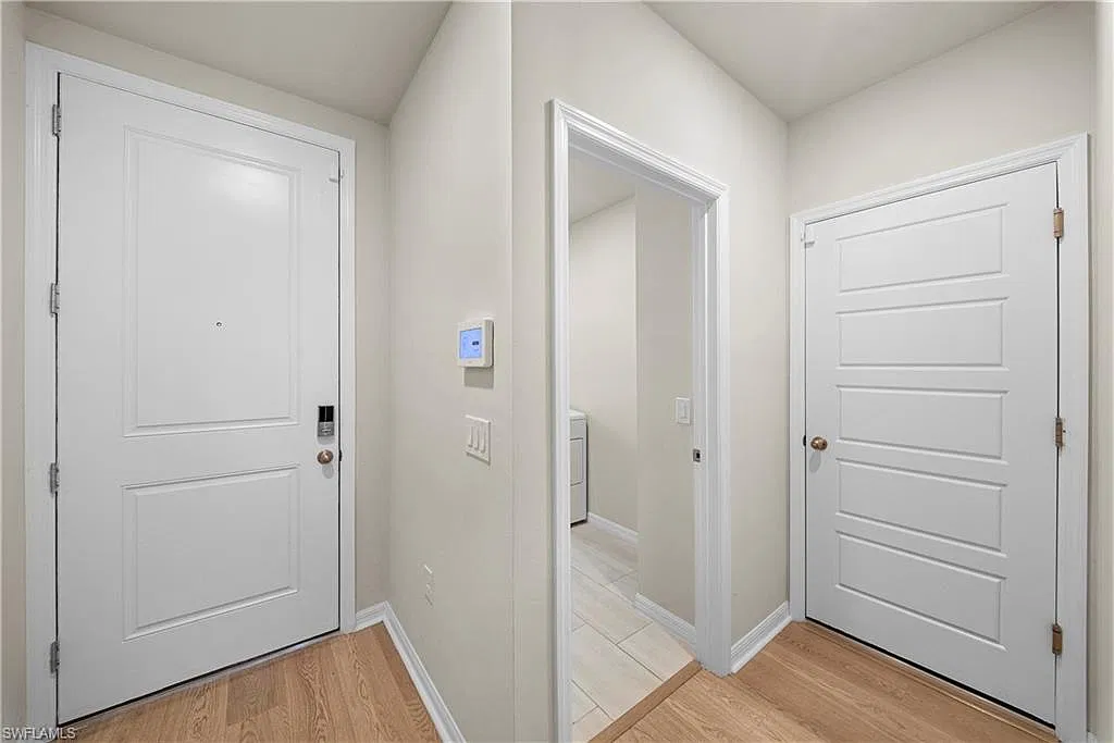 3 bed, 2.0 bath, 1484 sqft, $2,200 — Photo 3