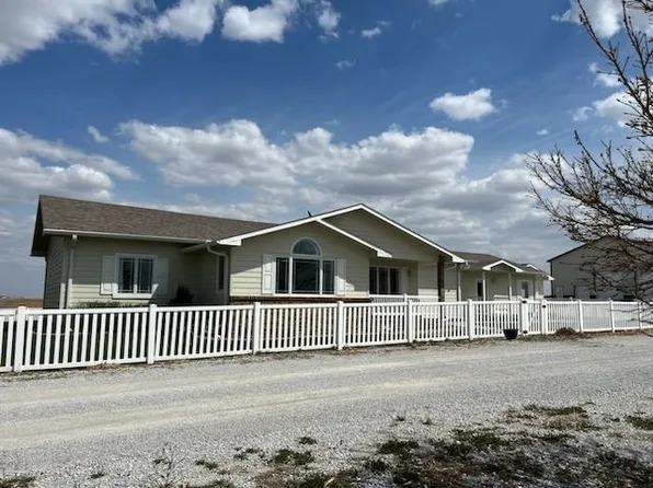 32315 280th Rd, Pleasanton, NE 68866