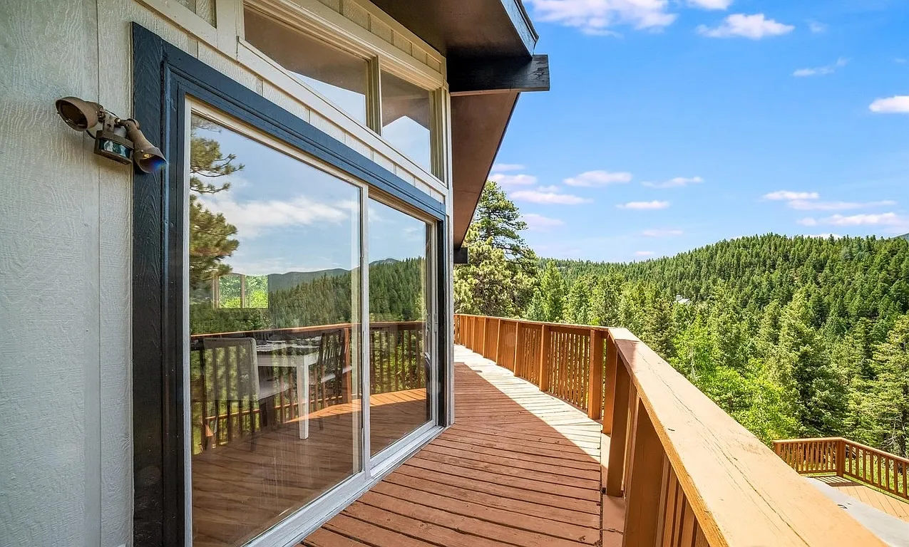 29924 Spruce Canyon Dr — Photo 1