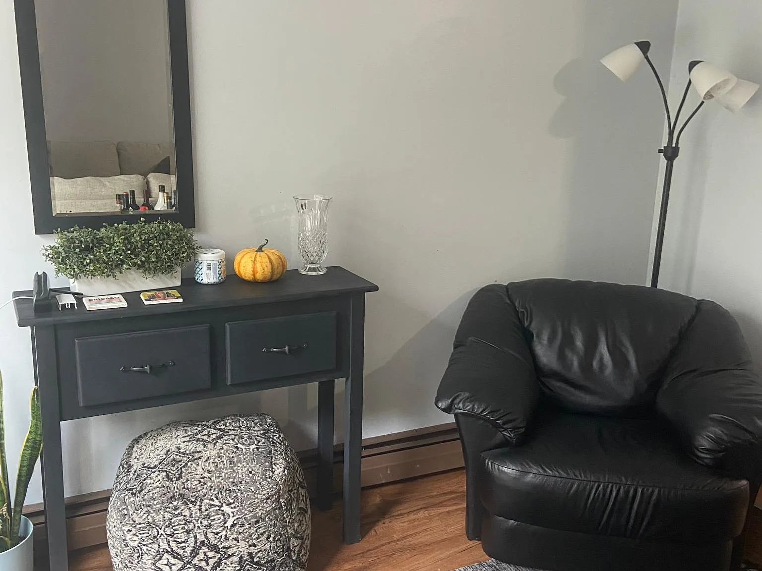 4 bed, 2.5 bath, 1829 sqft, $4,600 — Photo 4