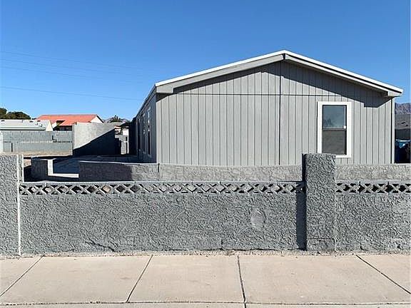 3rd image of 3526 Cactus Springs Dr