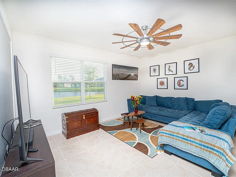 1326 Middle Lake Dr — Photo 15