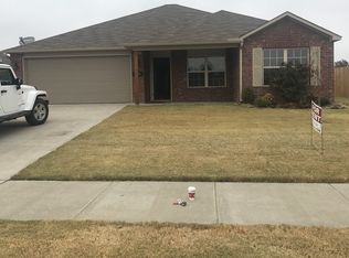 4500 SW Fieldstone Blvd, Bentonville, AR 72712
