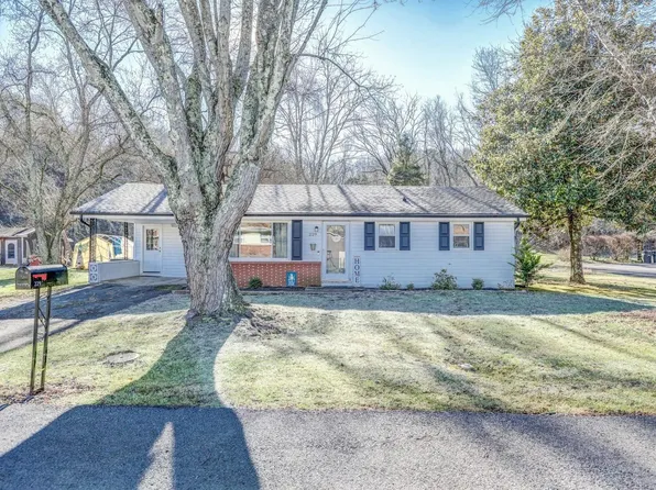 229 Sherry St, Kingsport, TN 37660